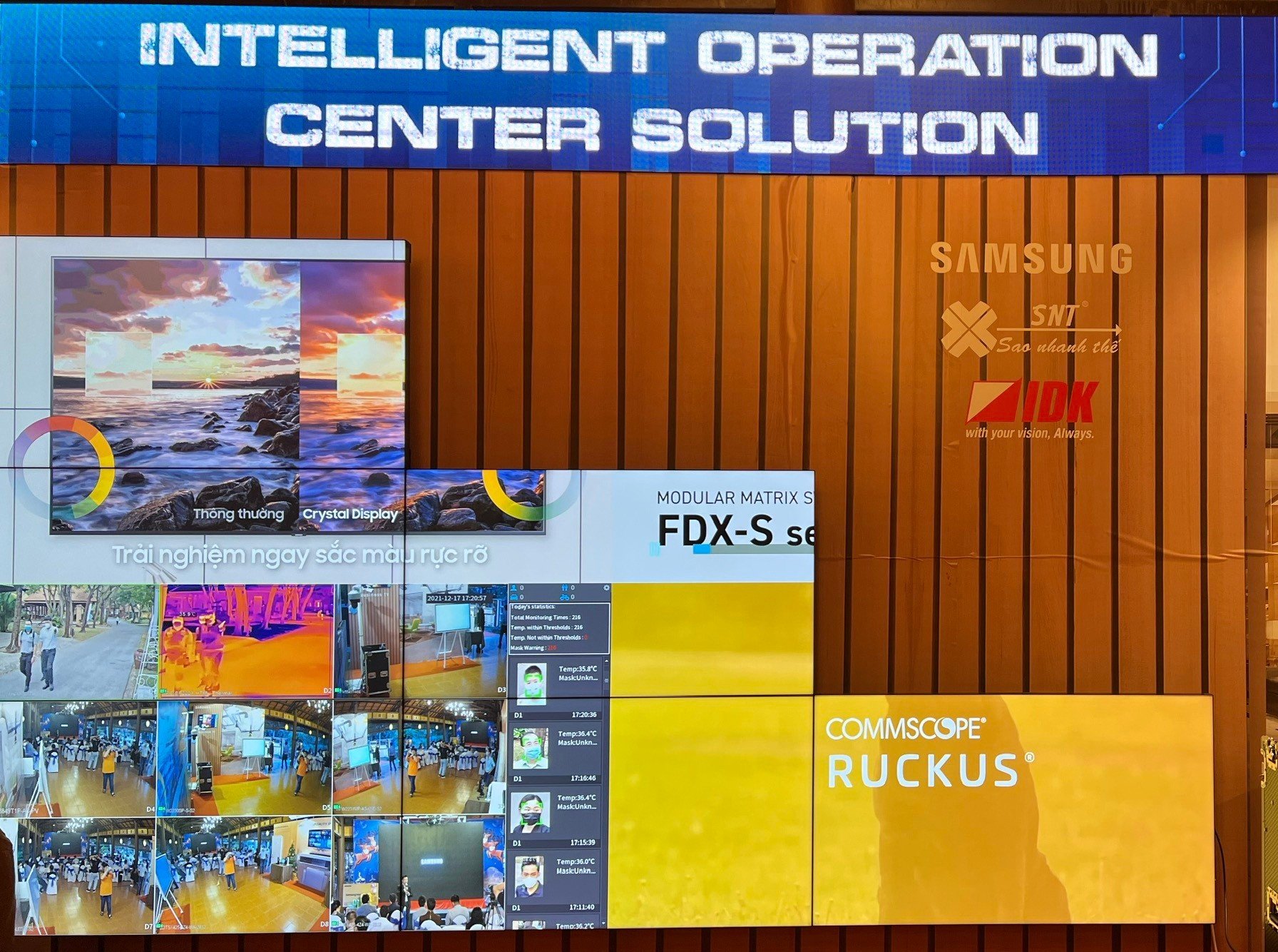 Display solution for information operations center